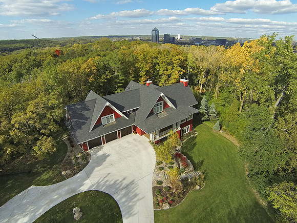 Bloomington Residence, Drone aerial photo by Jon Huelskamp with LandMark Photography