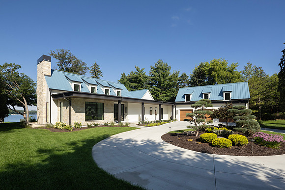 250820_6326 Smithtown Rd_008
