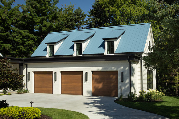 250820_6326 Smithtown Rd_050