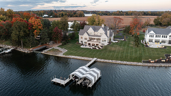 241015D_4010 Enchanted Ln_142