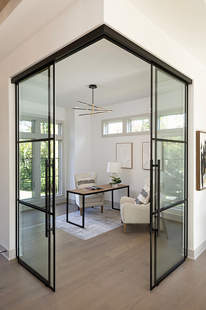 231009_2700 White Oak Dr_058