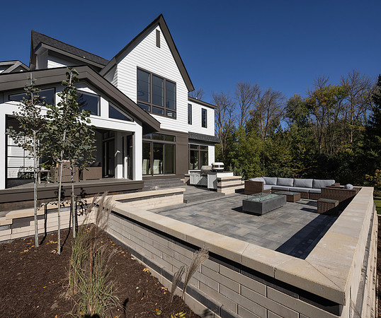 231009_2700 White Oak Dr_175