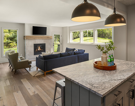 231009_2700 White Oak Dr_223