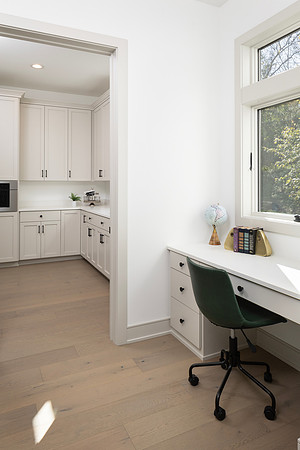 231009_2700 White Oak Dr_246